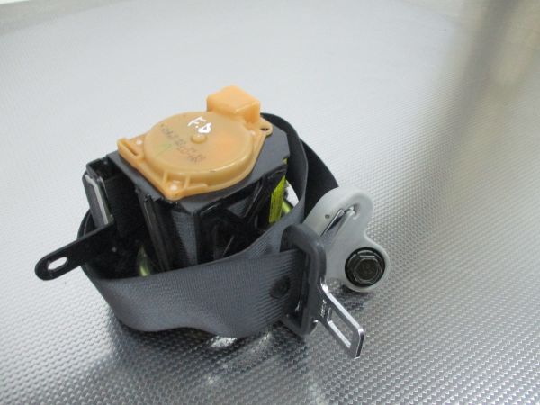 Cinto frente direito MAZDA 6 Hatchback (GG)