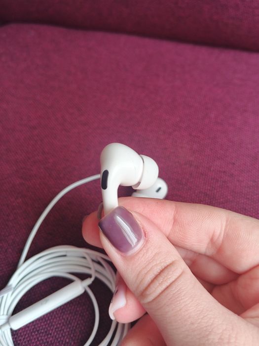 Проводные наушники apple