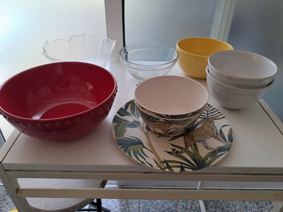 Various Items/Services486988224062433280