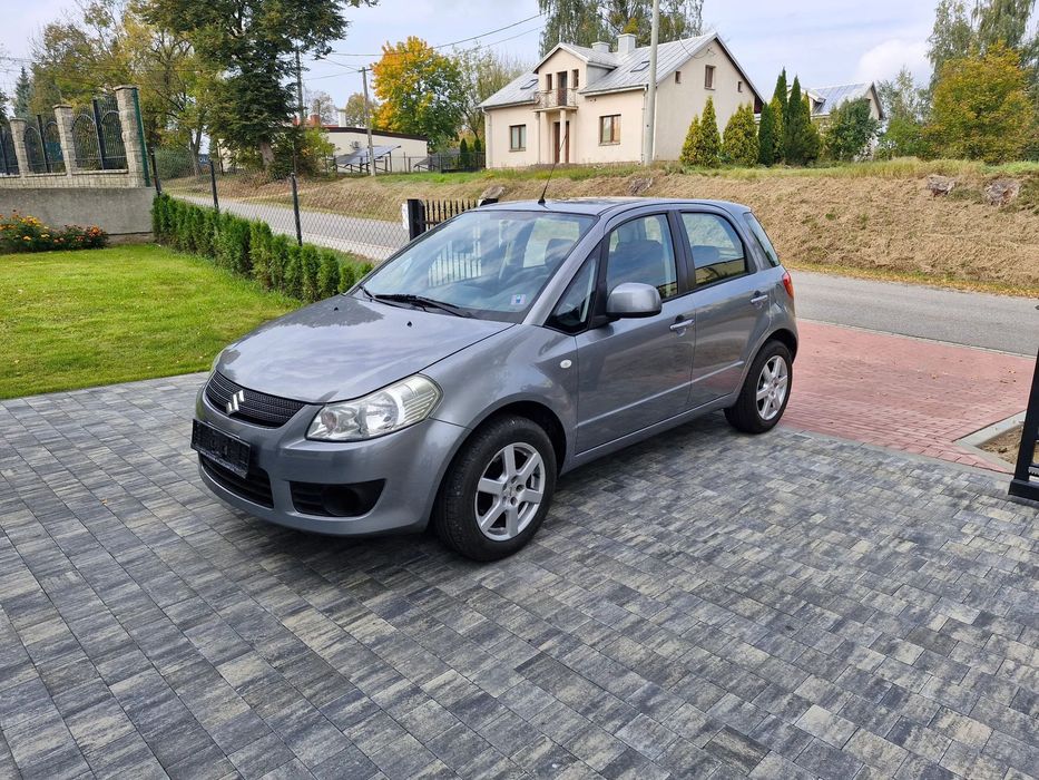 Suzuki SX4