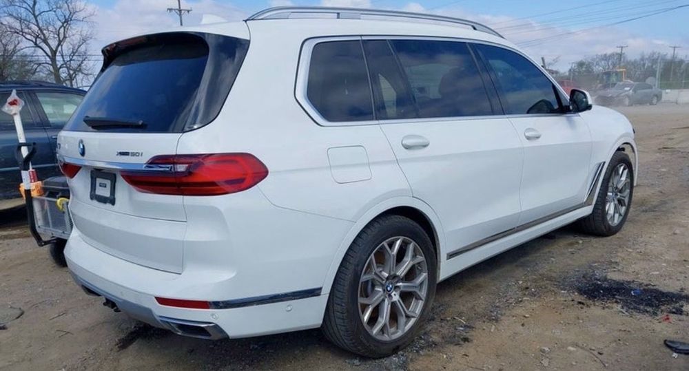 BMW X7 Auto w PL cena z opłatami i transp Sprawne technicznie pali i jeździ