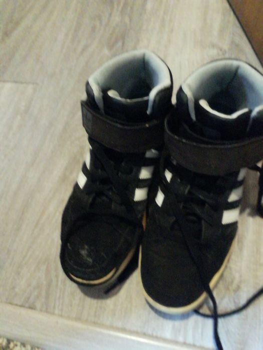 Sapatilhas adidas