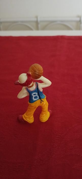 Figure/miniature64284030088577123