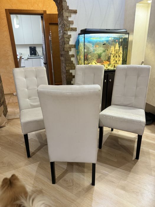 Кухонні стільці