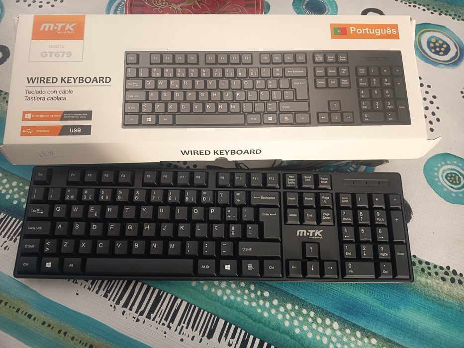 Teclado marca MTK modelo GT679 preto
Usado uma vez, está novo,na caix