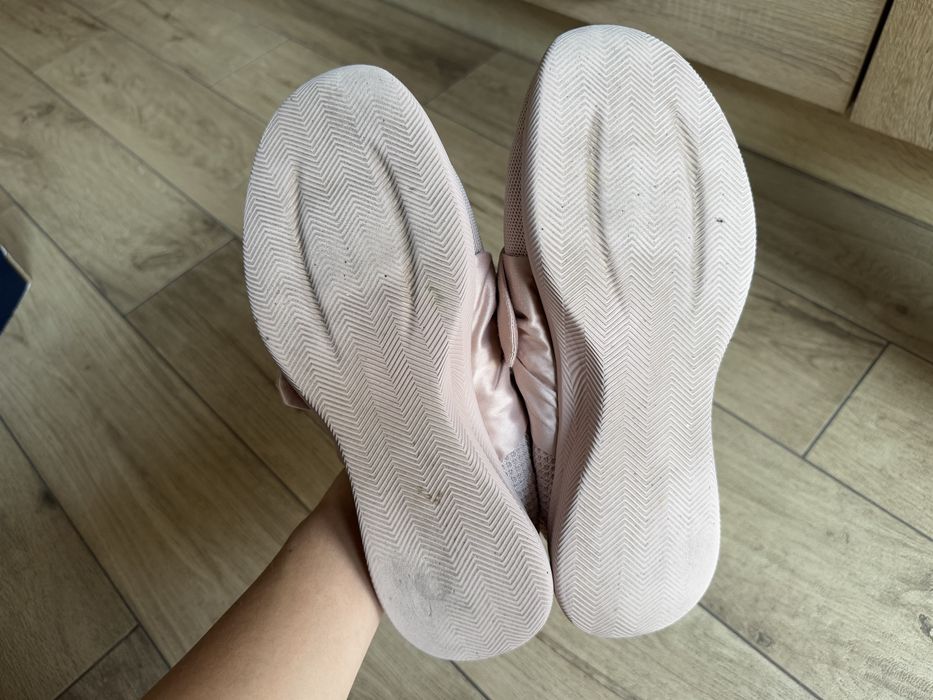 Кроссовки Skechers