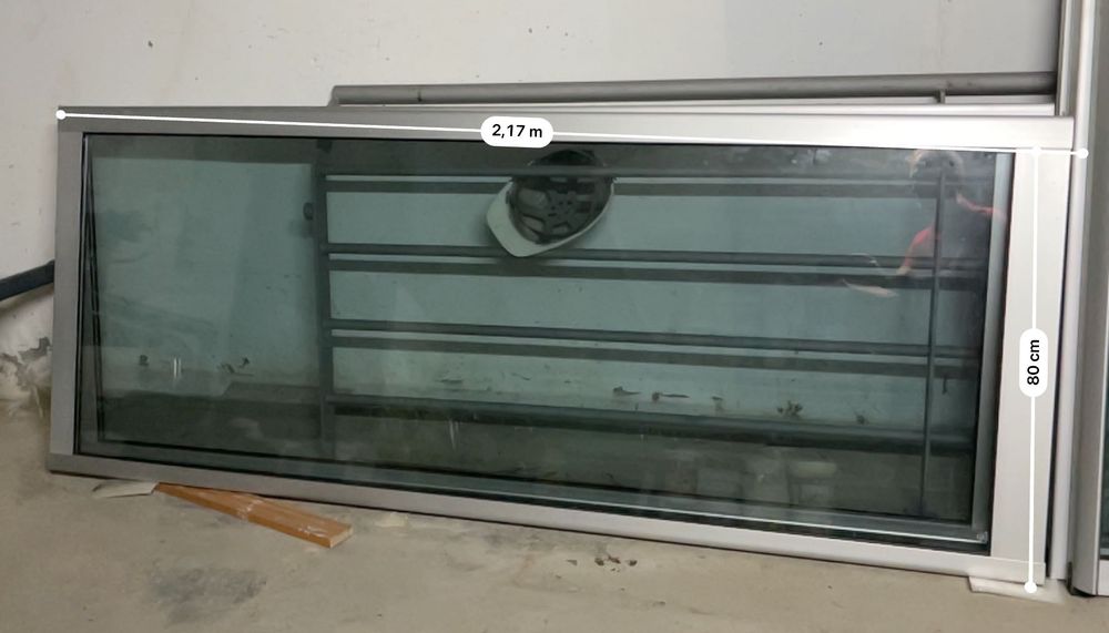 Janela / Porta dimensões. 216 x 166