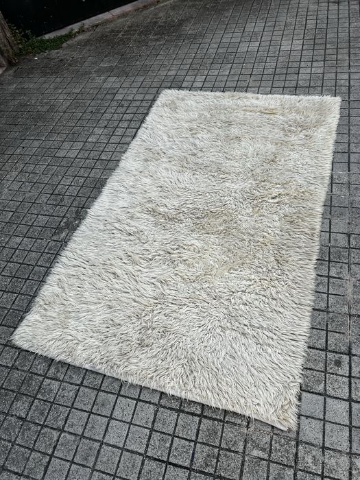 Tapete de pêlo bege 240x150cm