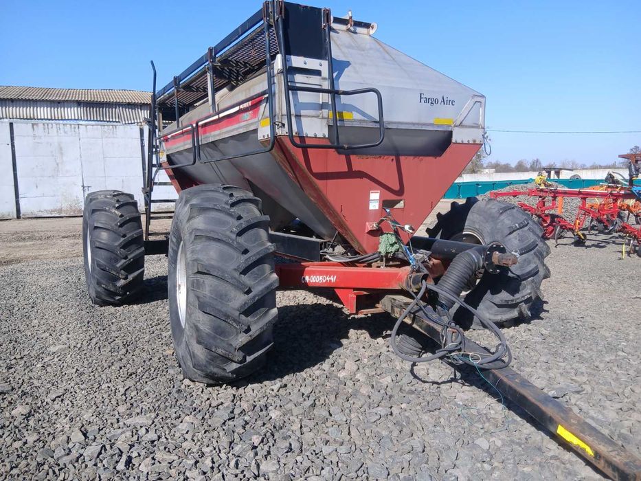 Бункер зерновий сівалки Amity Fargo Air 2800