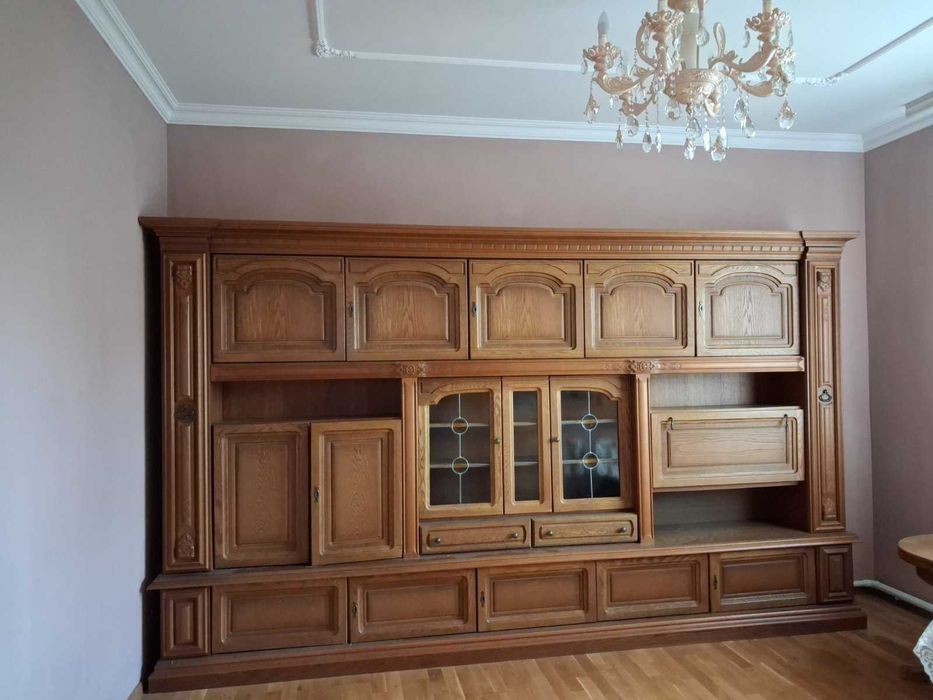 Меблі для вітальня,  спальні , (Стінка) (дубова)