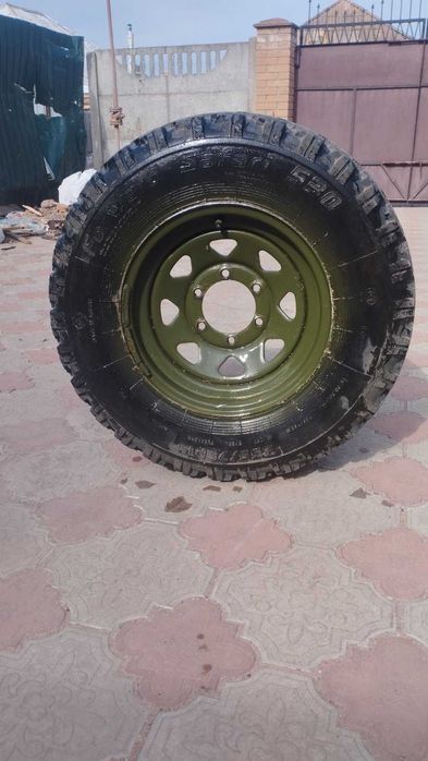2 грязевых колеса в  зборе forward safari 530  235/75/15
