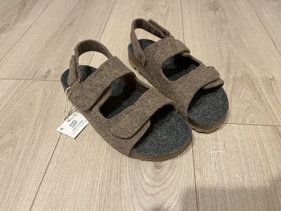 капці, тапочки на застібках 36 розмір zara