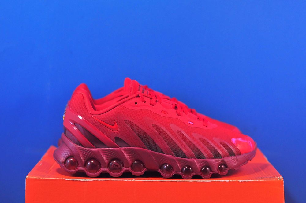 Кросівки Nike Air Max Dn8 Adidas Yeezy Boost 700 Mnvn оригінал