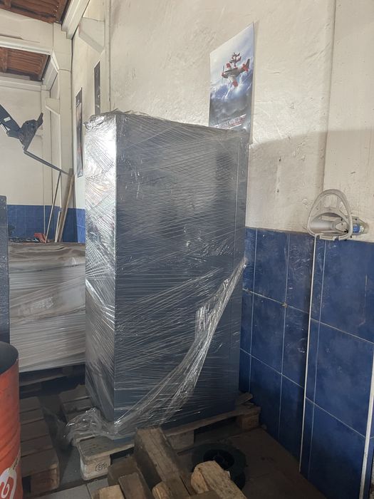 Cofres grandes (deslocacao da responsabilidade do comprador)