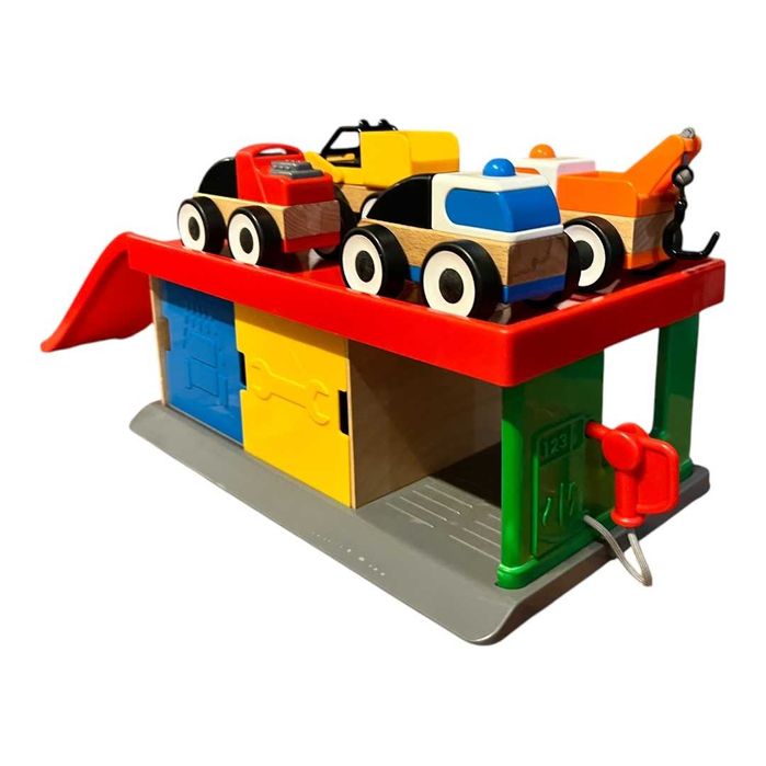 Carrinhos de Brincar + Garagem c/ camião