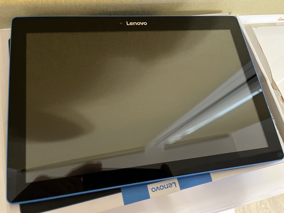 Планшет Lenovo tab 10