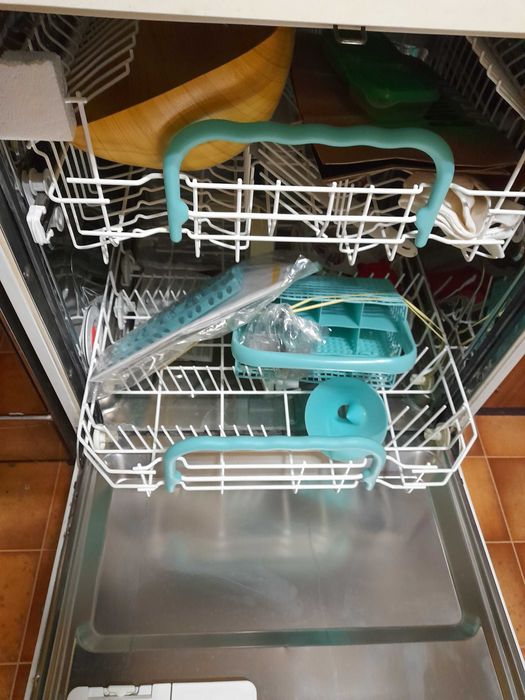 Vendo maquina de lavar loiça zanussi