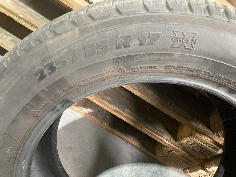 Michelin Latitude Tour HP 235/55 R17 — комплект 4 літніх шин преміум-класу, 4-5 мм