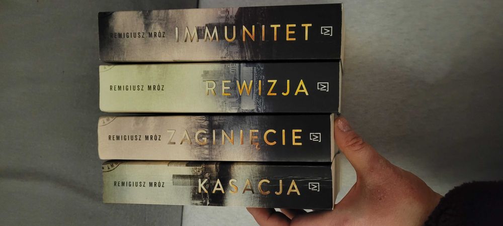 Książki Mróz seria Chyłka 4 tomy