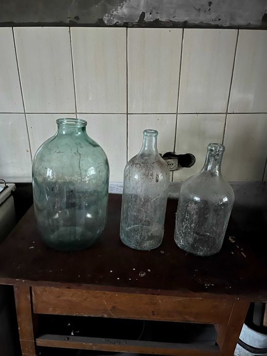 Продам бутли 5 и 10 литрив.