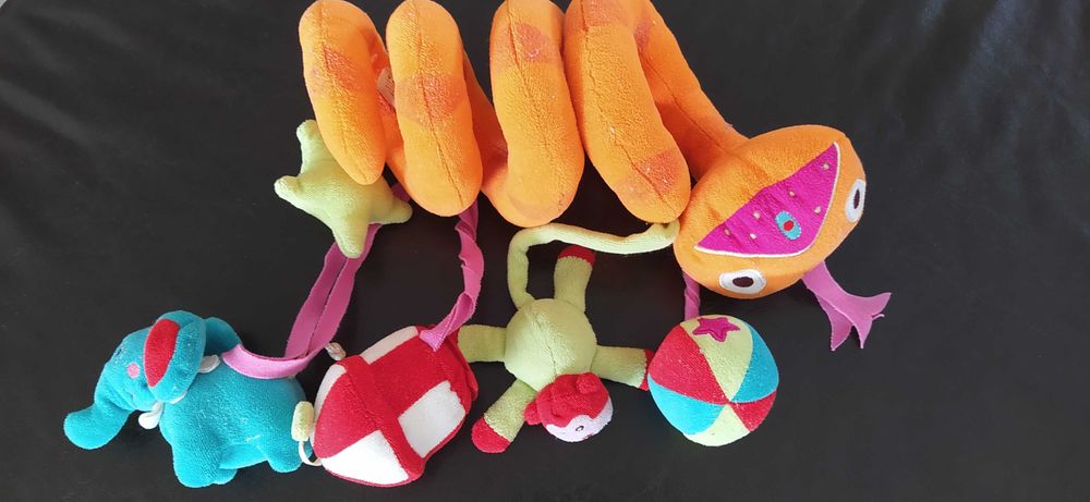 Cordão de passeio442067154497054723