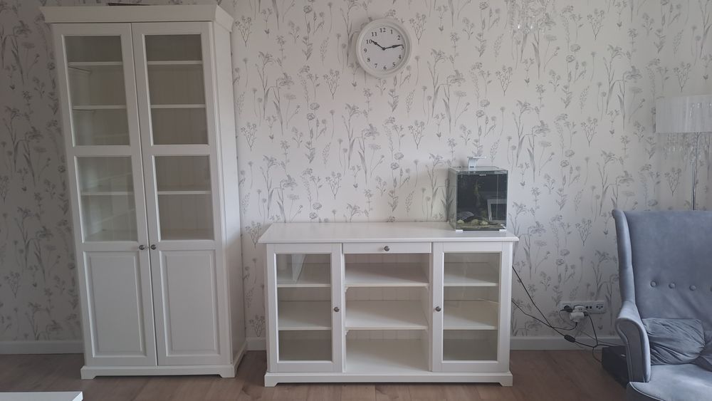 IKEA HEMNES – Witryna 214 cm + Szafka RTV 145 cm | Biały kolor | Bardzo dobry stan