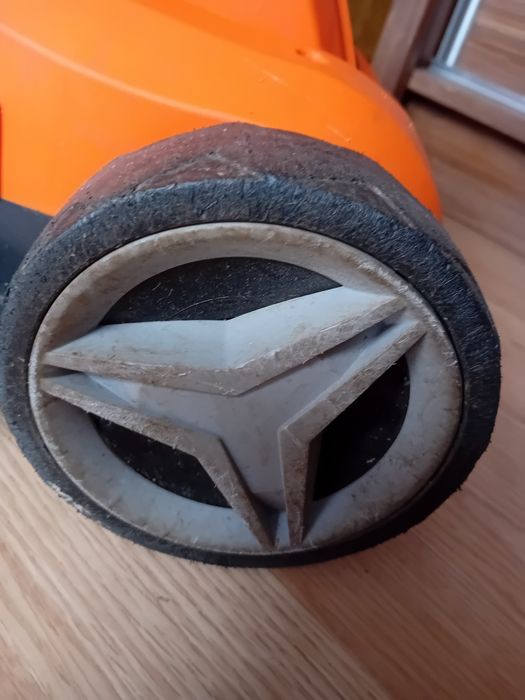 Kosiarka elektryczna Handy