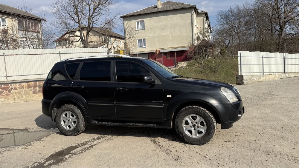 Ssangyoung  Rexton 2   2.7cdi