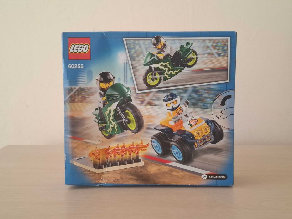 Lego City 60255 (62шт). Новый