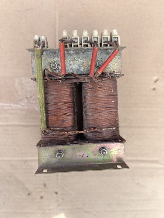 Трансформатор понижаючий