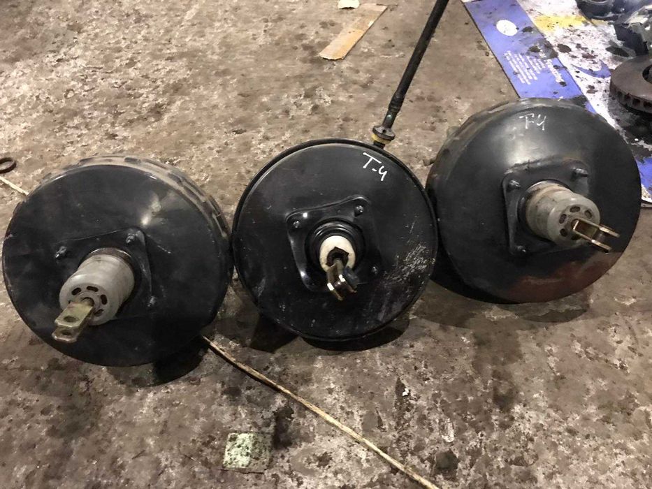 Вакуум усилитель тормозов Фольксваген Т-4 VW Транспортер 90-03г