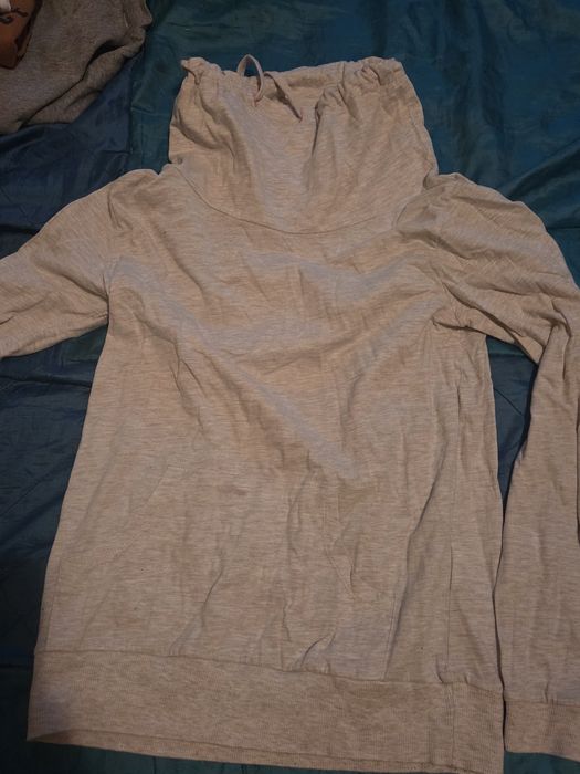 Roupa usada, camisolas, t-shirts