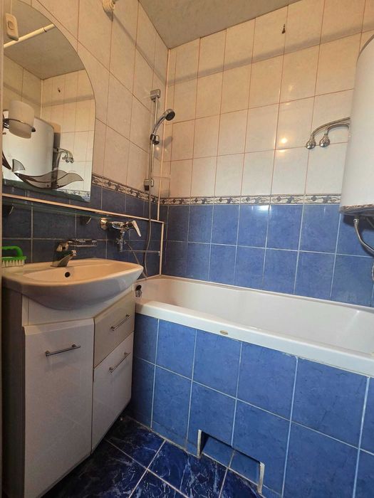 Продаж двокімнатної квартири в с.Дрозди