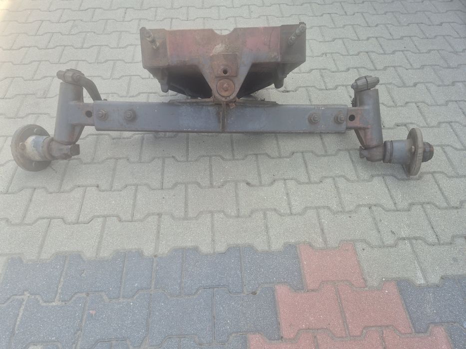 Przód wspornik przedniej osi oś bez napędu Renault 65.12 70.12 75.12 80.12 85.12 90.12 95.12 103.12