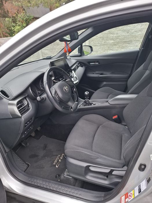 Toyota CHR 2017 65000 przebiegu