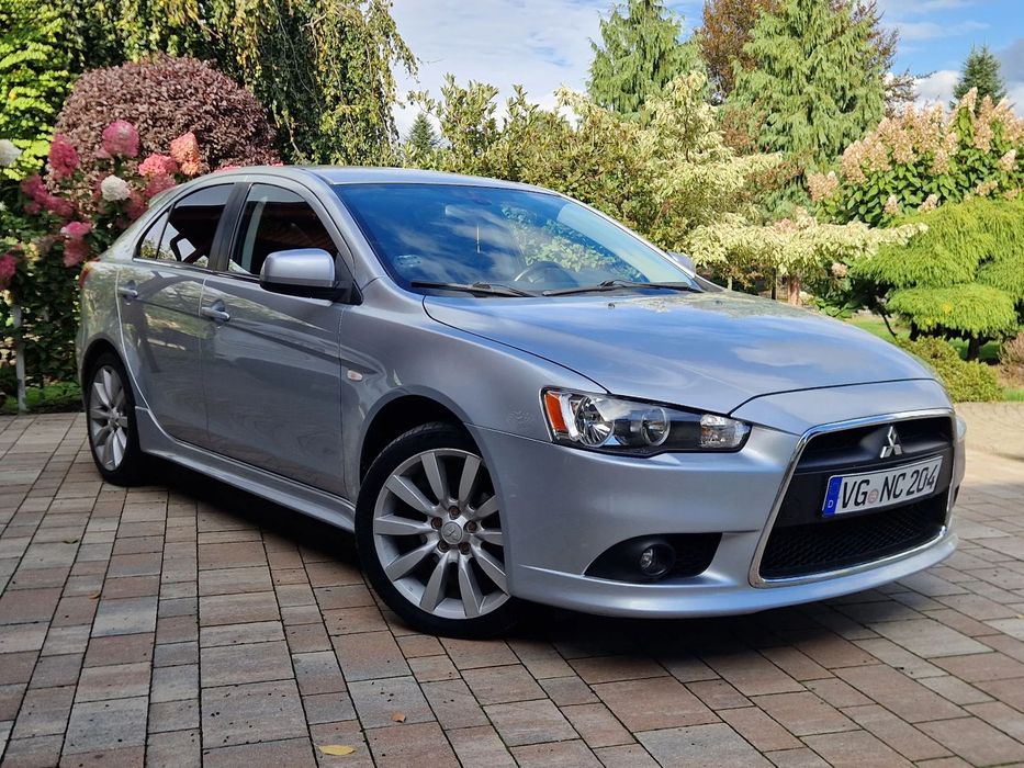 Mitsubishi Lancer