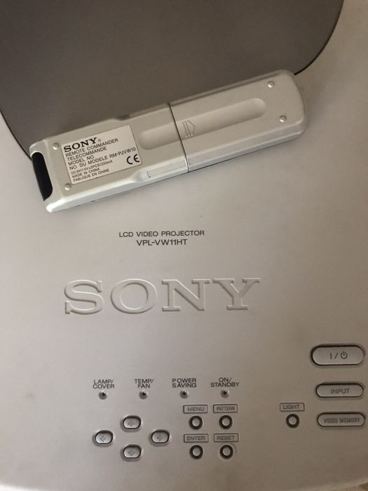 Кінопроектор Sony LCD VPL-VW11HT