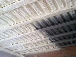 Утеплення піною. Пінополіуретаном.Утеплення даху. Утеплення мансарди.