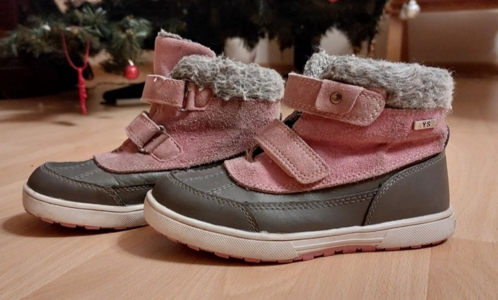 Dziewczęce buty zimowe rozm. 28