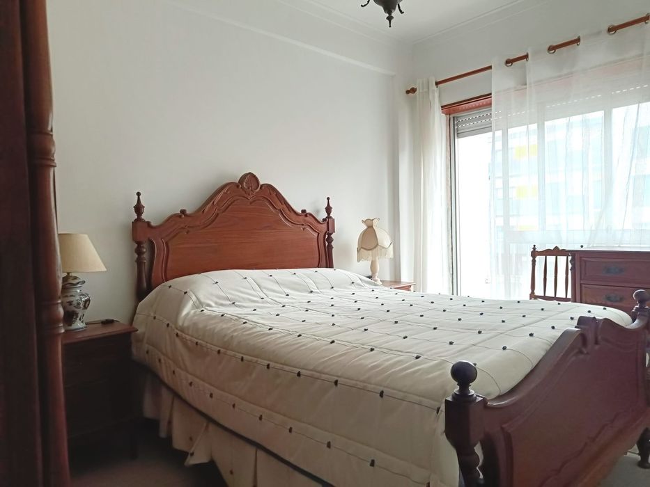 Quarto para arrendar no Seixal- Cavadas/ Arrentela