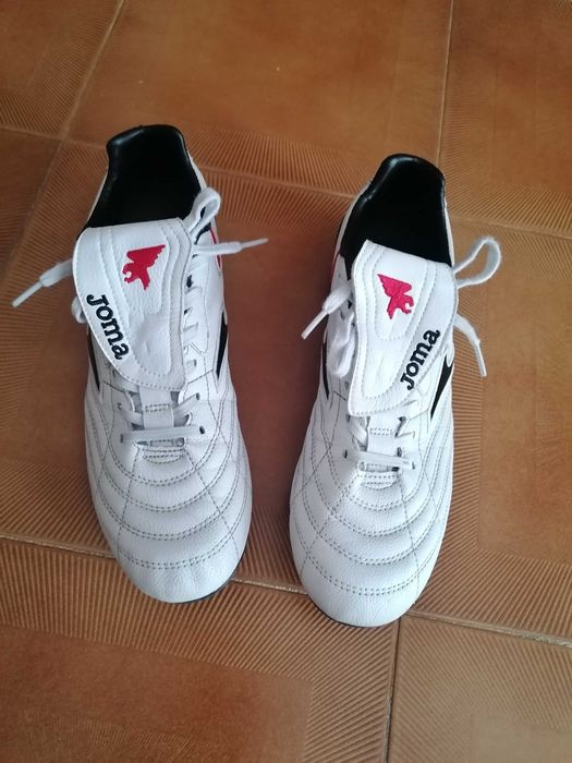 Chuteiras usadas n 42 joma