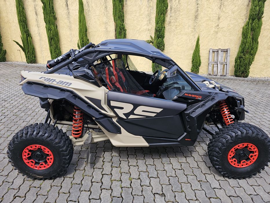 Bombardier can am maverick X3 RS Turbo rr Smartshocks.