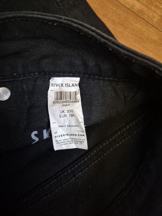 Джинси чоловічі чорні River Island W30/32