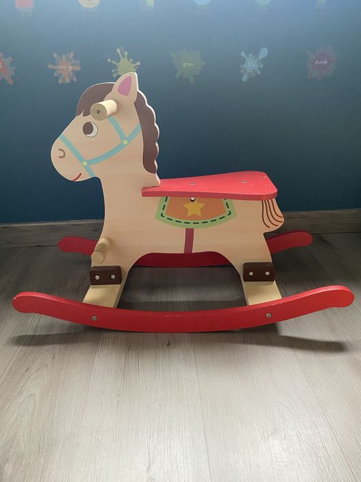 Cavalinho de madeira