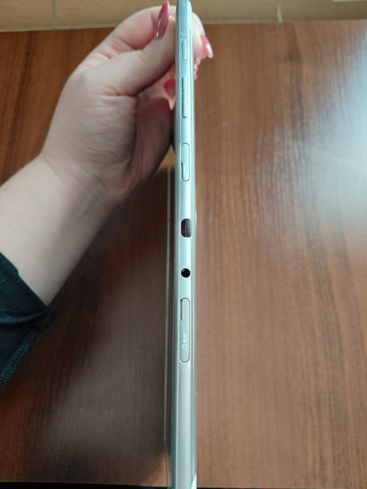 Планшет Samsung gt-n8000