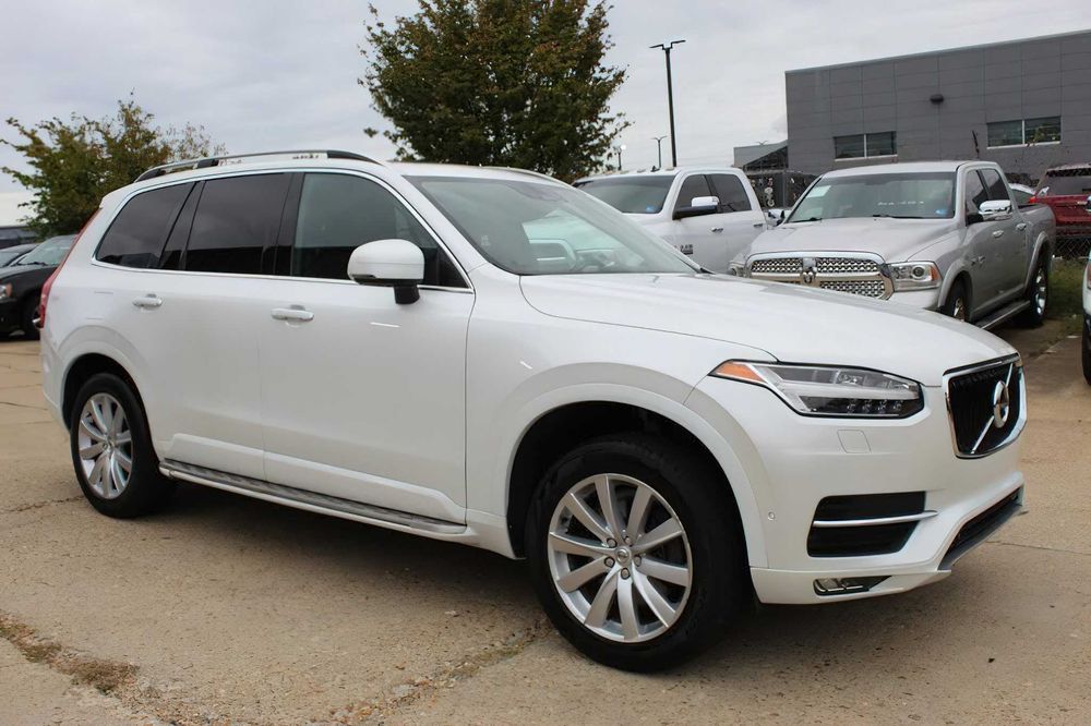 Volvo XC90      2017