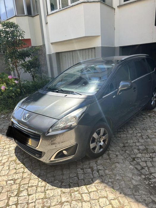 Peugeot 5008 — fotografia 4