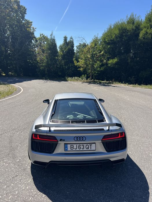 Audi r8 v10 plus