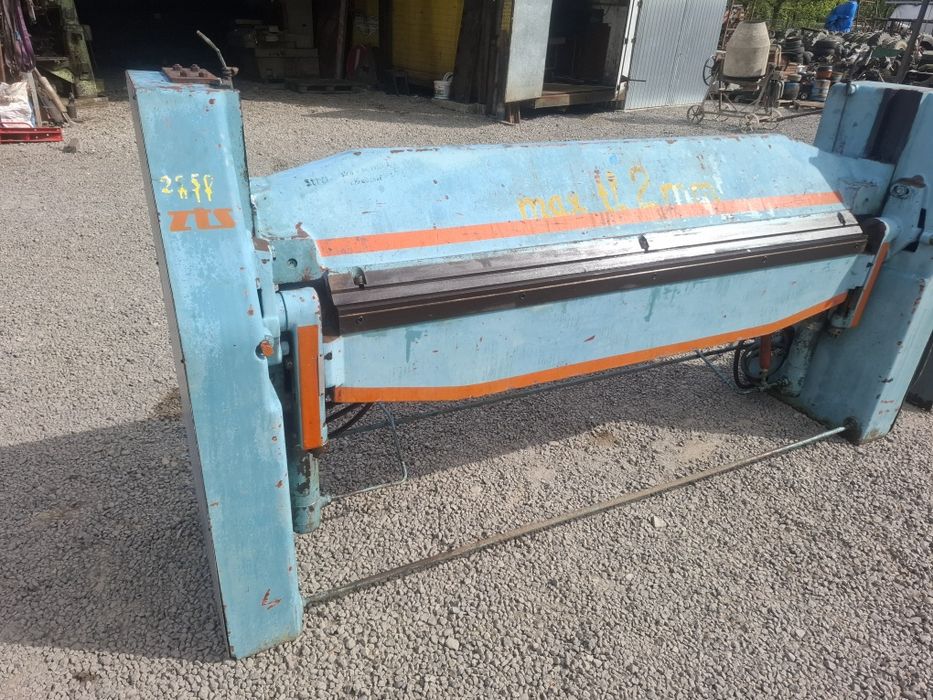 Giętarka do blachy hydrauliczna wyginarka zaginarka