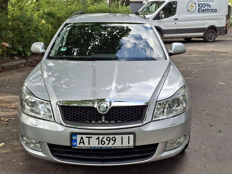 Skoda Octavia 2012 VIN TMBHK61Z7D2033441 фото оголошення 2 з 23